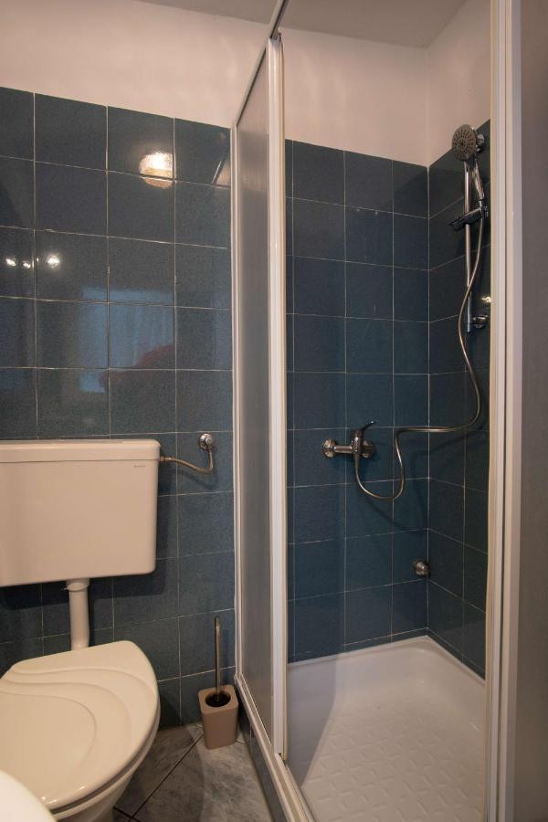 Ostaric Apartamento Mandre Exterior foto