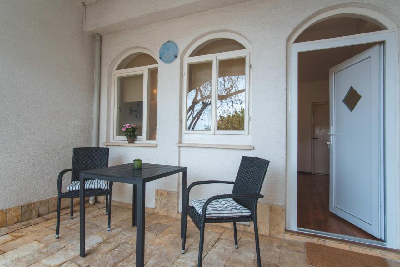 Ostaric Apartamento Mandre Exterior foto