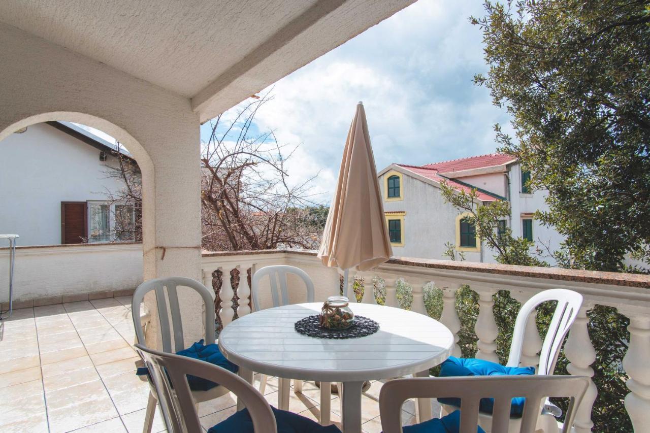 Ostaric Apartamento Mandre Exterior foto
